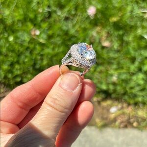 Elegant Sterling Silver Crystal Statement Ring